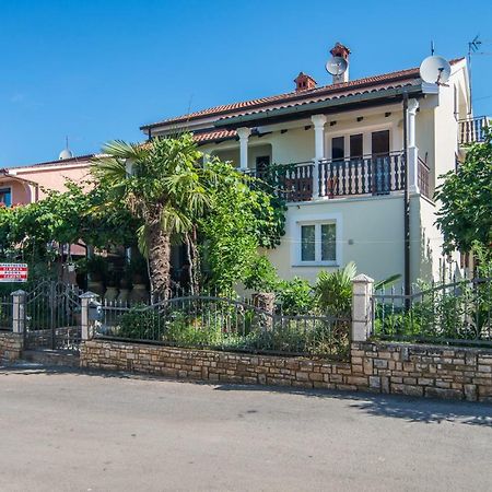 Apartmani Marina Porec Exterior photo