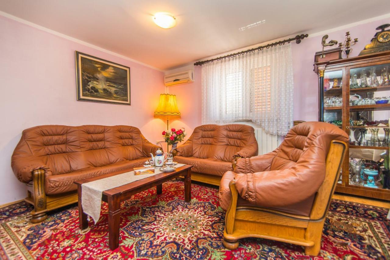 Apartmani Marina Porec Exterior photo