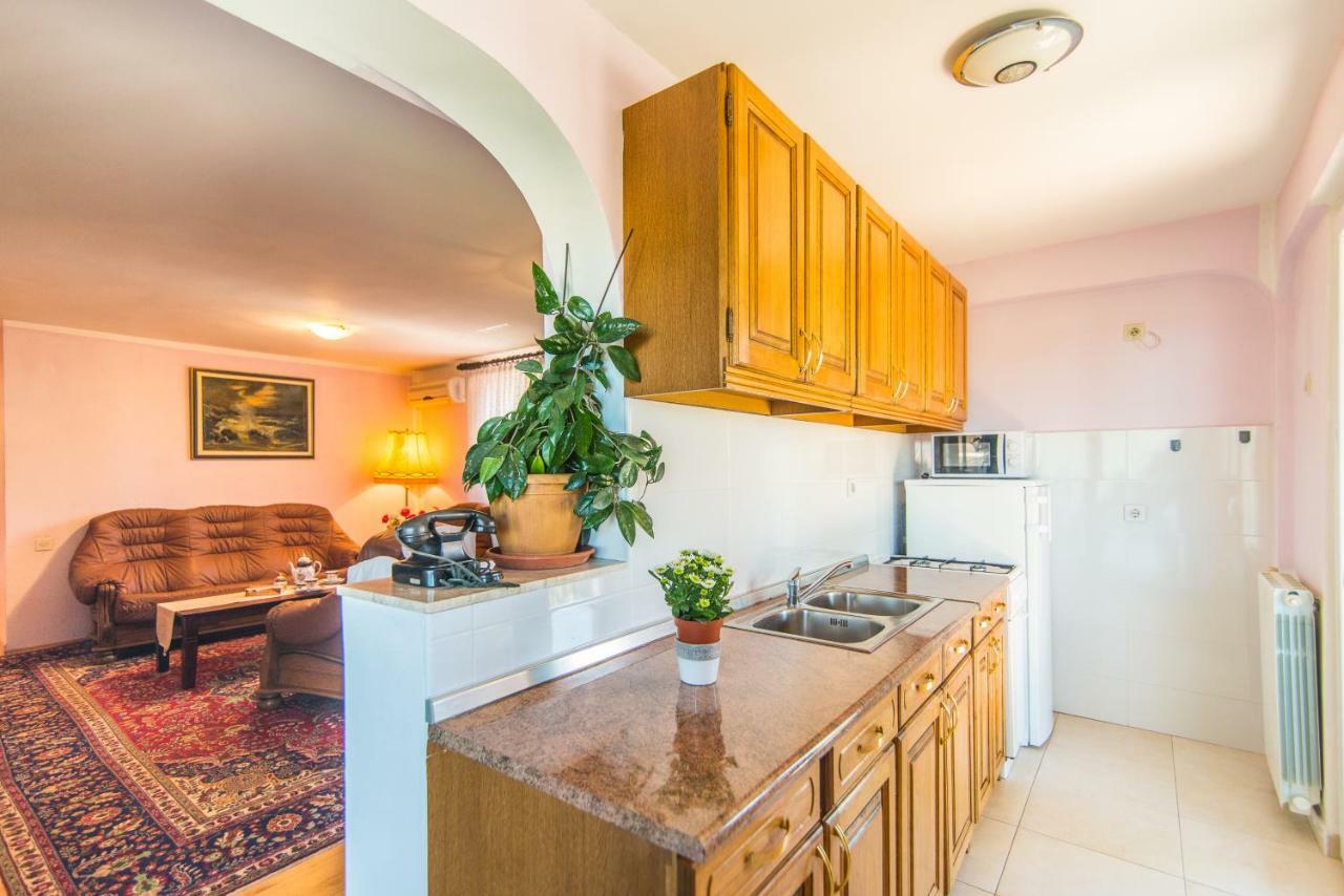 Apartmani Marina Porec Exterior photo