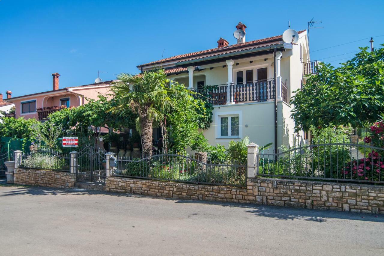 Apartmani Marina Porec Exterior photo