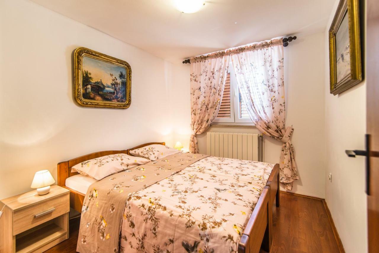 Apartmani Marina Porec Exterior photo