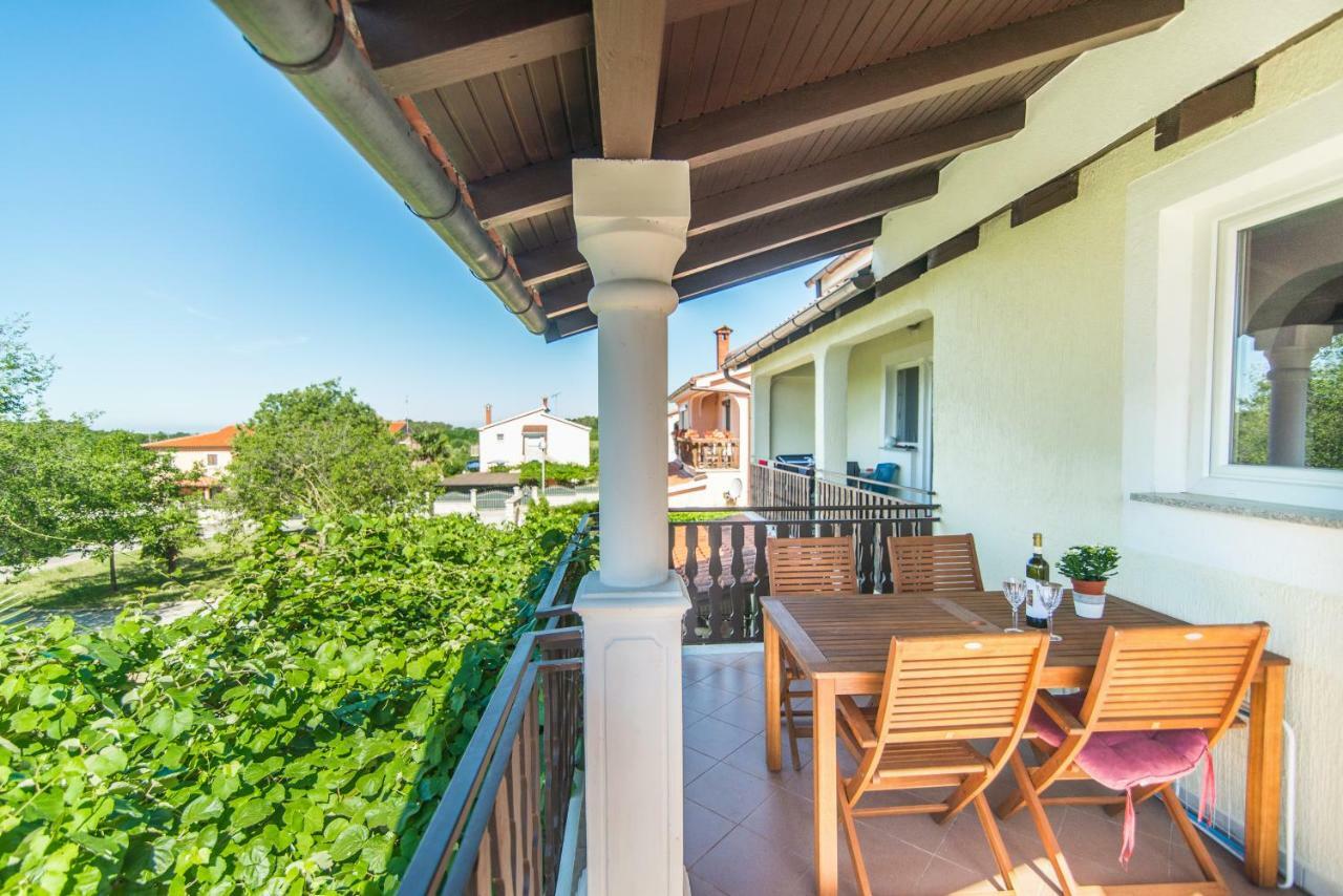 Apartmani Marina Porec Exterior photo