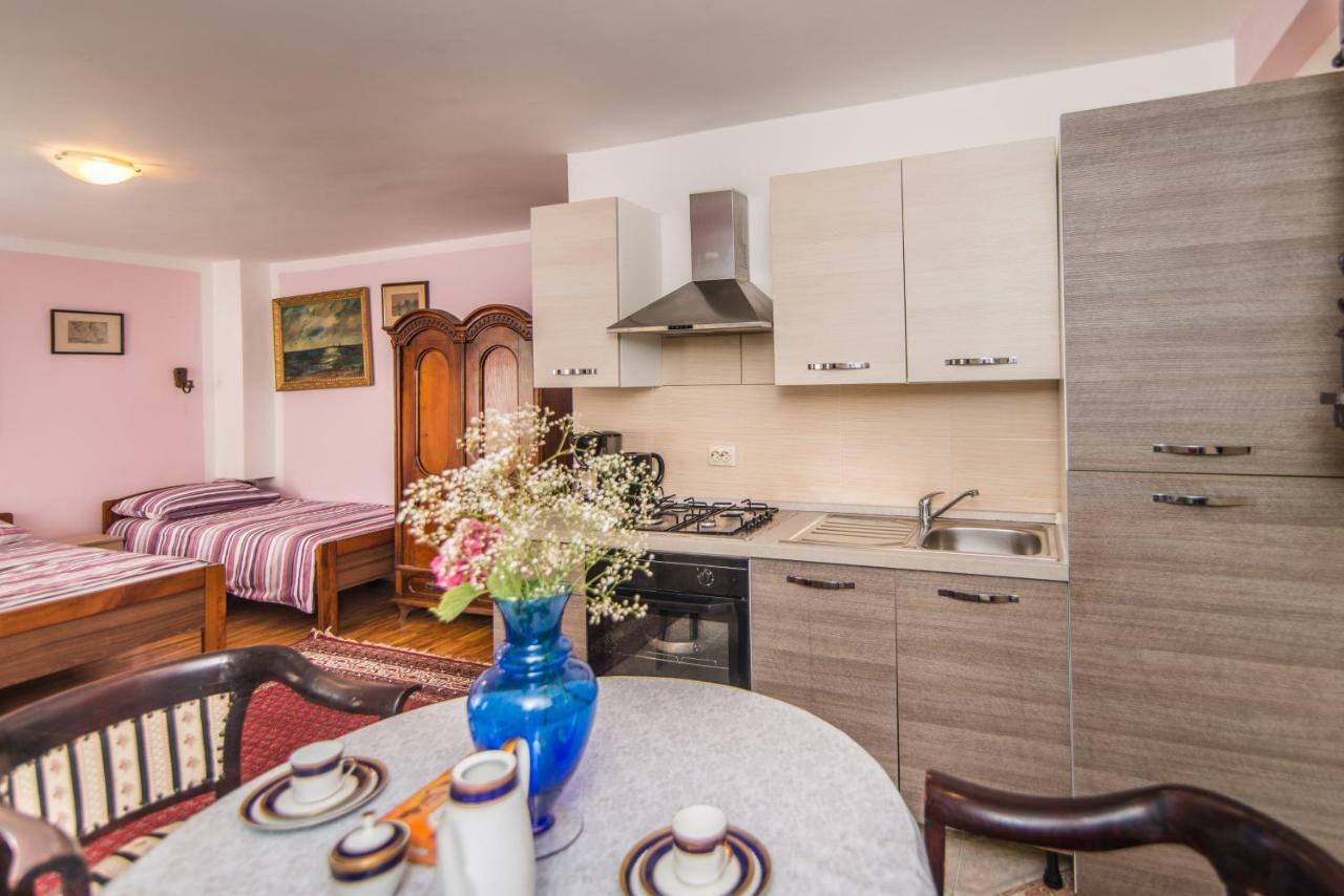 Apartmani Marina Porec Exterior photo